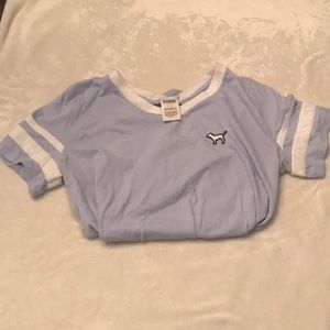 VS PINK light blue T-shirt